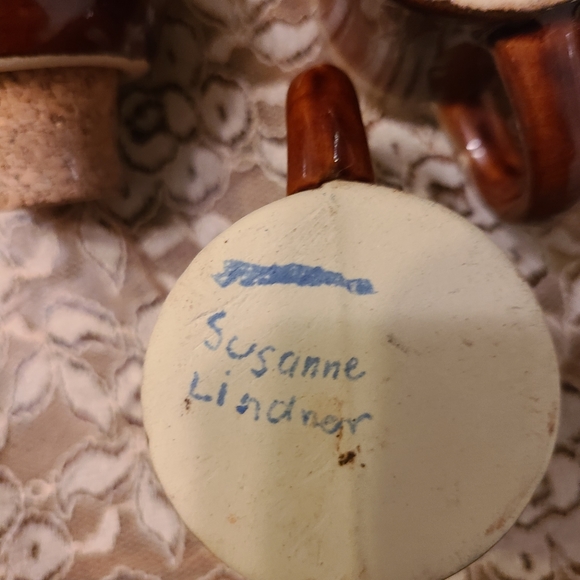 Jug w/ Six Mugs (Haus Mischung) House Mix - Picture 6 of 9